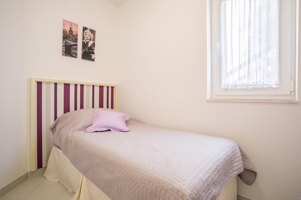 רוגוזניצה Apartments Oleandar חדר תמונה